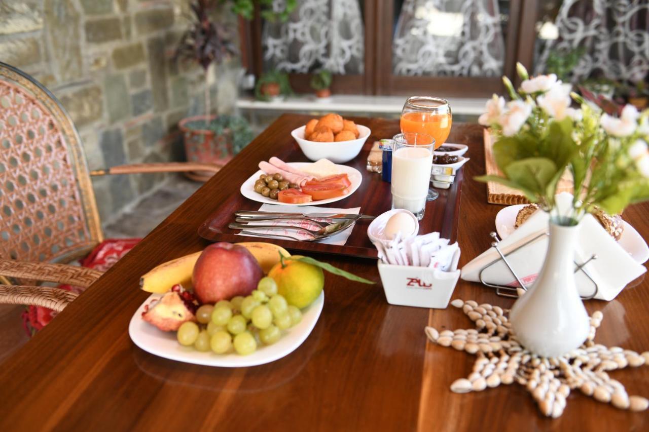 Hotel Kaceli 4*