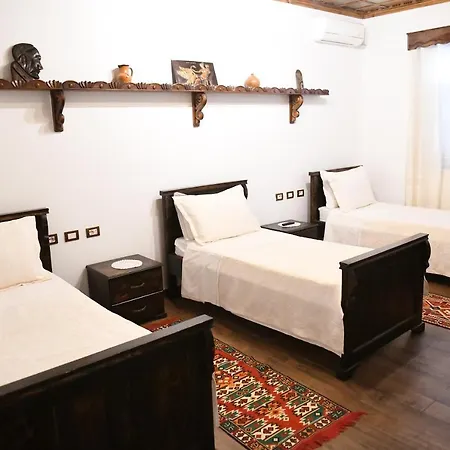 Hotel Kaceli Berat Exterior photo